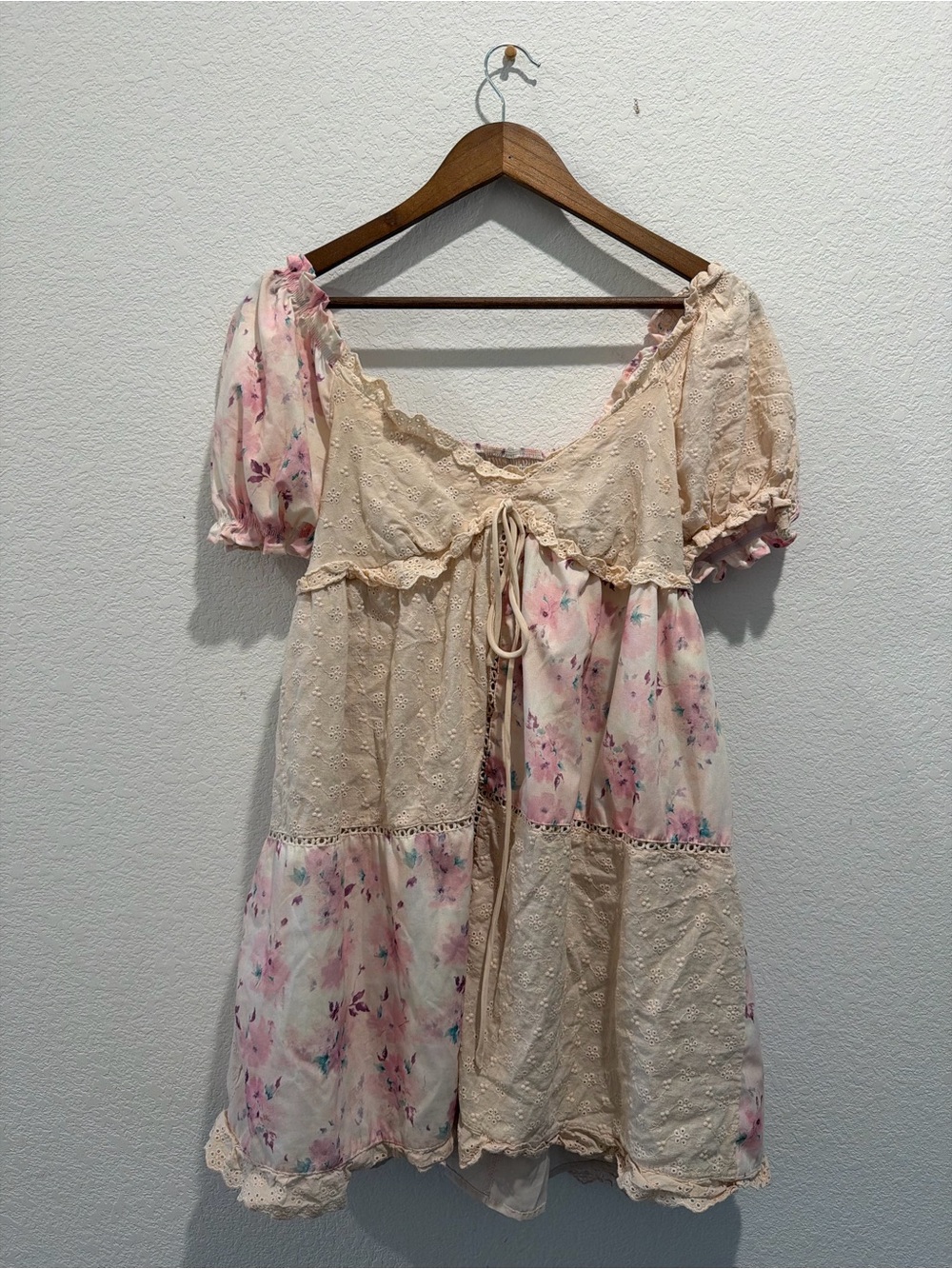 Vintage babydoll patchwork floral crochet eyelet mini dress beige